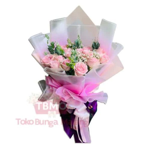 Hand Bouquet 17