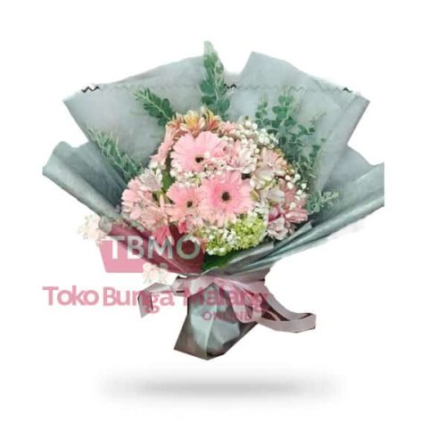 Hand Bouquet 037
